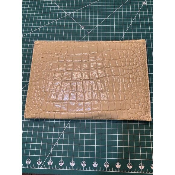 Sylvia CEE Genuine Leather Crocodile Pattern Clutch Bag With Chain Strap Small B - Picture 2 of 4